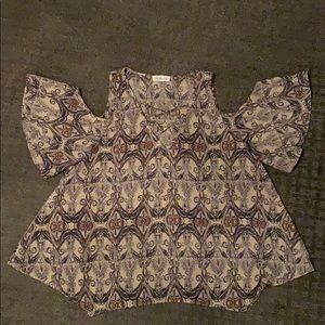 Sugar + Lips light top